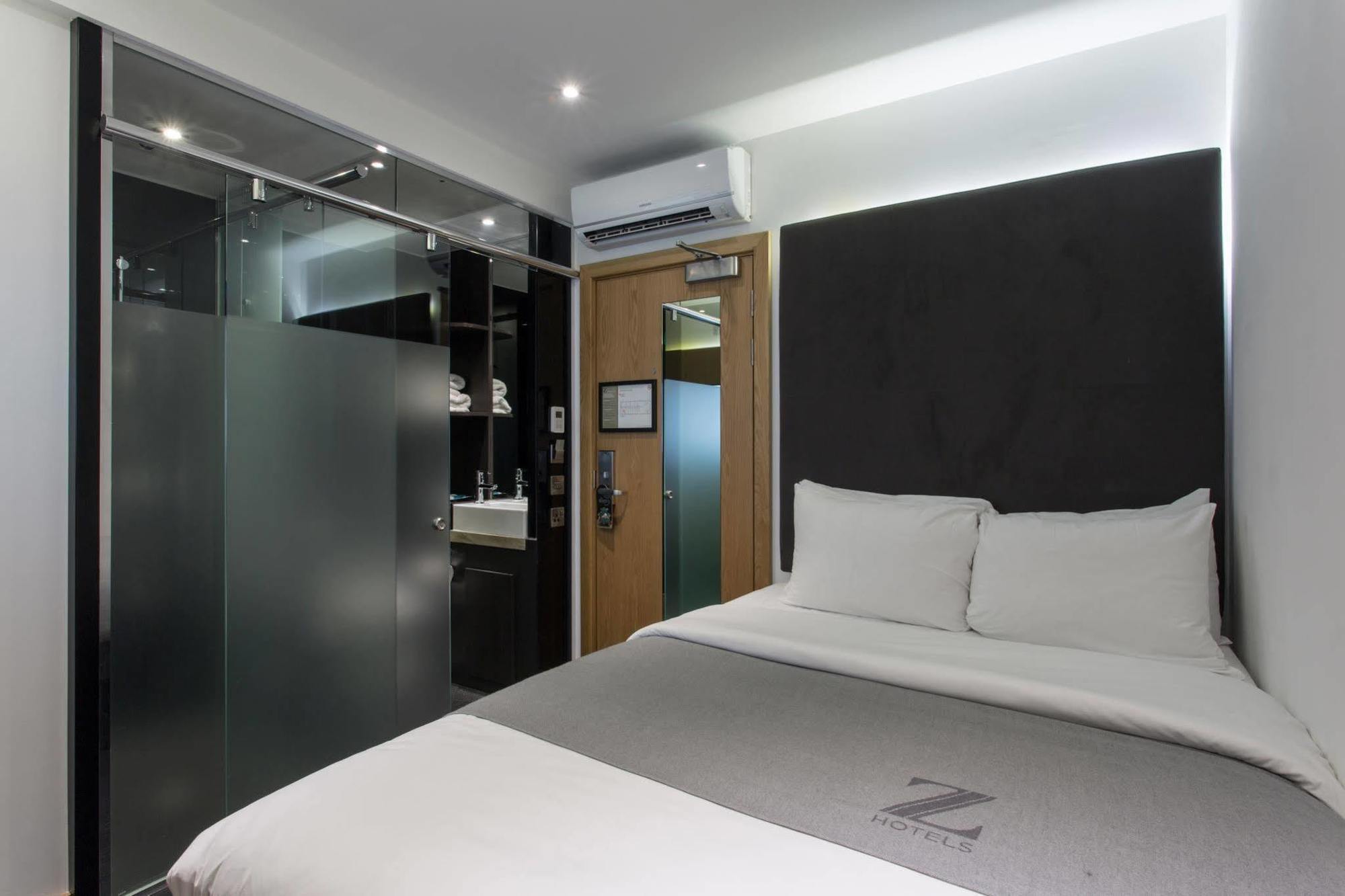 The Z Hotel Piccadilly Londra Exterior foto